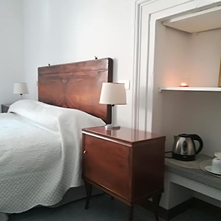 Civico 10 Hotel Губио Екстериор снимка